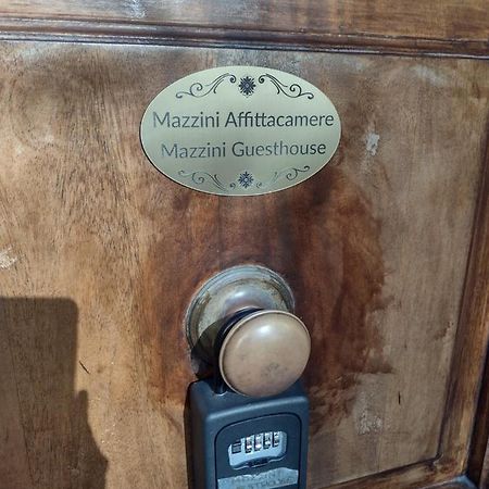 Mazzini Affittacamere Viareggio Ngoại thất bức ảnh