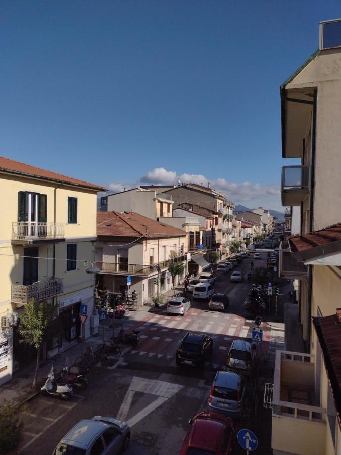 Mazzini Affittacamere Viareggio Ngoại thất bức ảnh